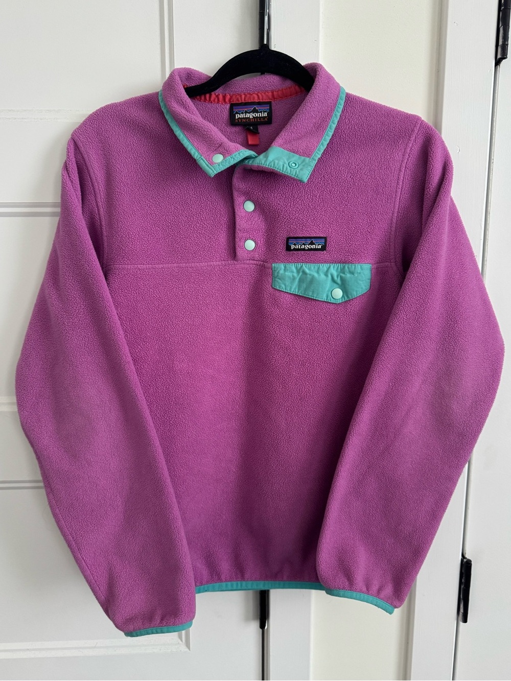 Patagonia Synchilla Lightweight Snap-T Fleece Pullover in SP16 Mock Purple